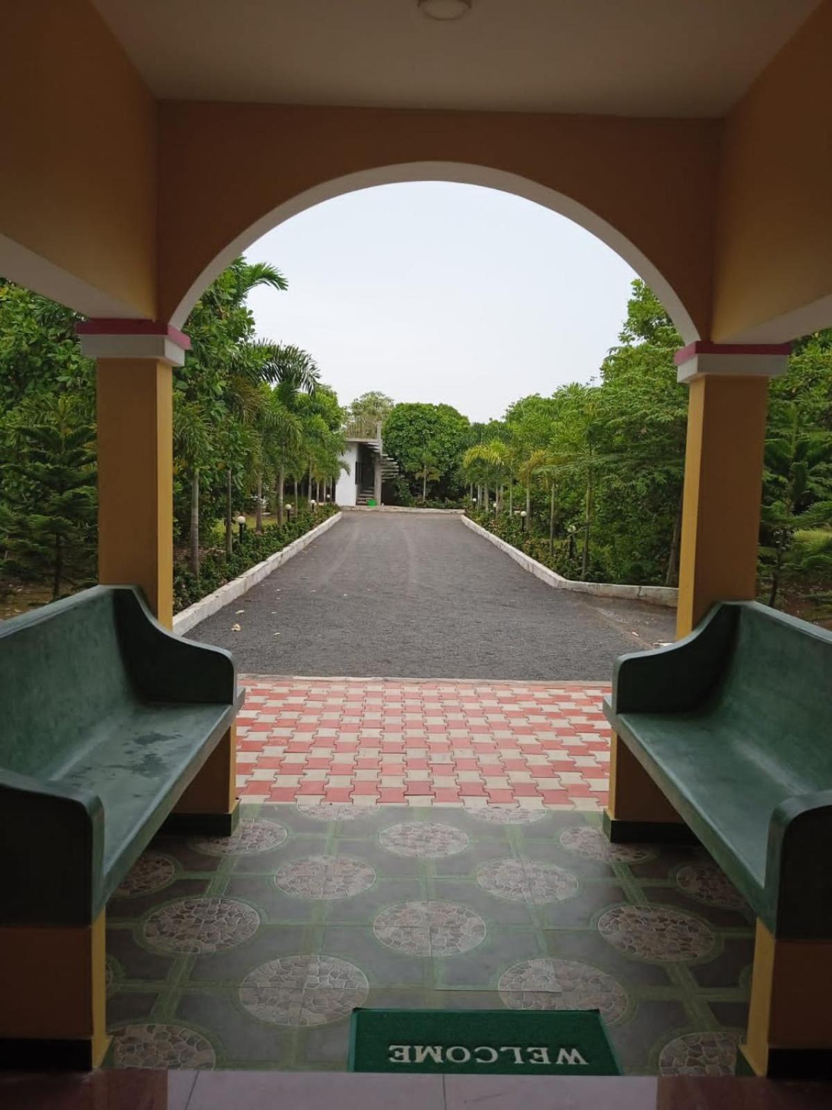 Paradise Forest Resort 퐁디셰리 외부 사진
